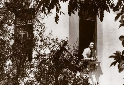 El señor asilo (1949 – 1954)